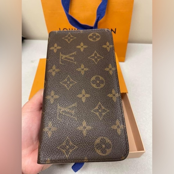 Sold‼️Authentic LV Mono Zippy Wallet💕
Giftable condition🎁 - Picture 4 of 16